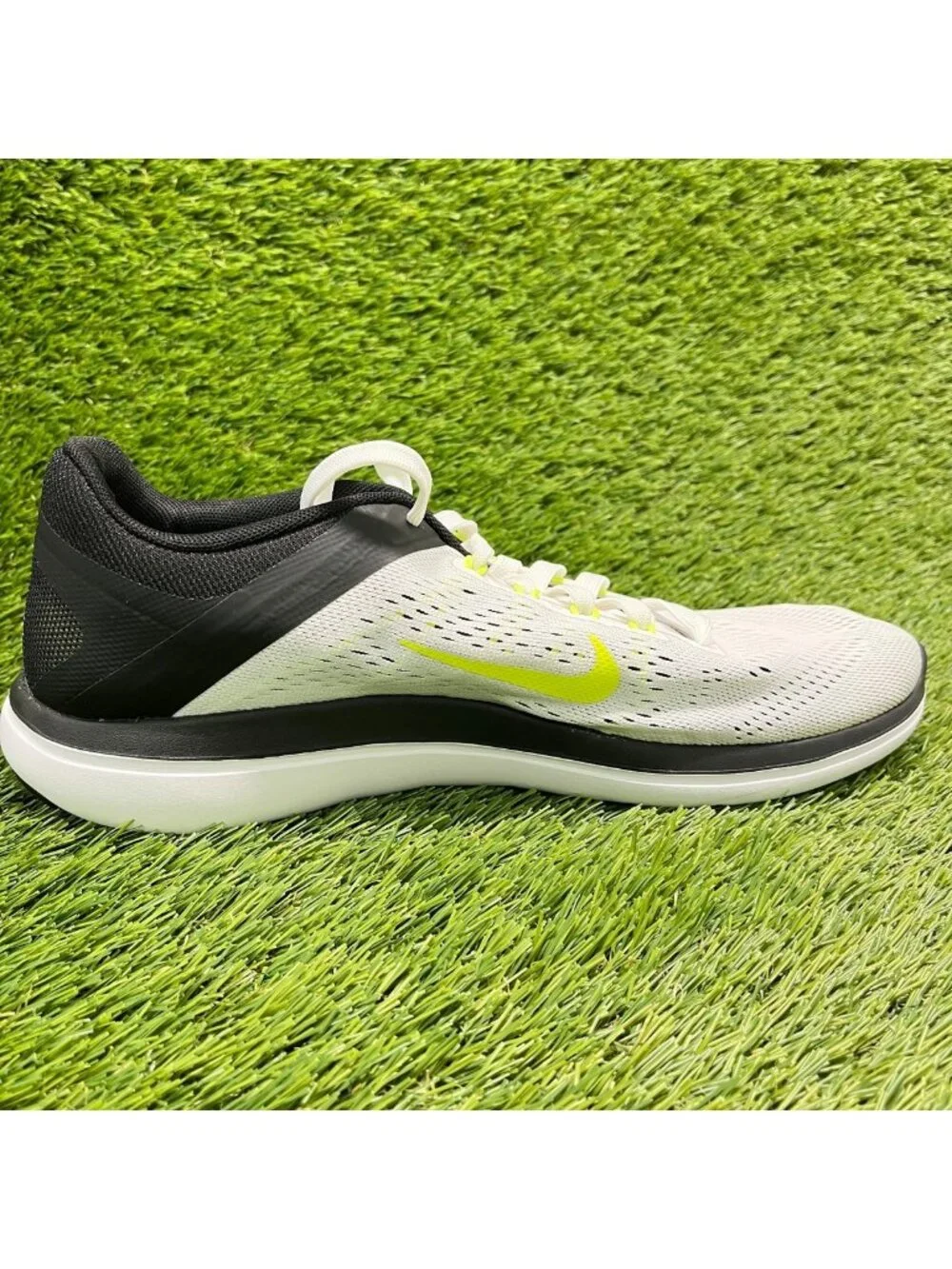 Nike please review